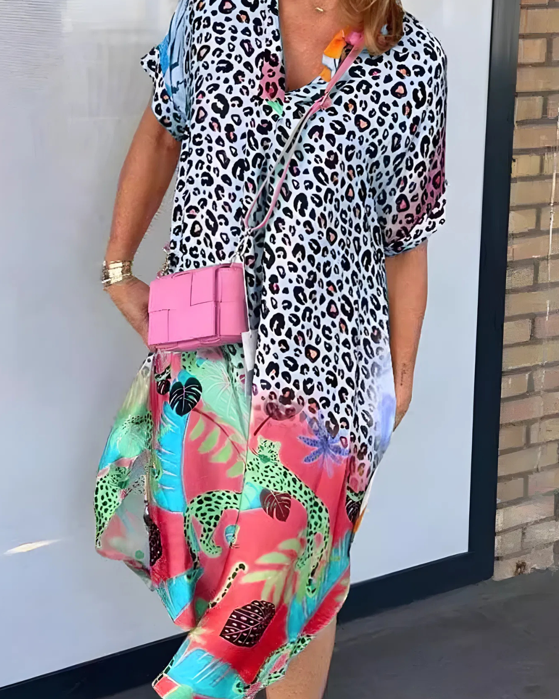 Vestido Yone | Decote em V - Leve e Soltinho (Primavera 2025)