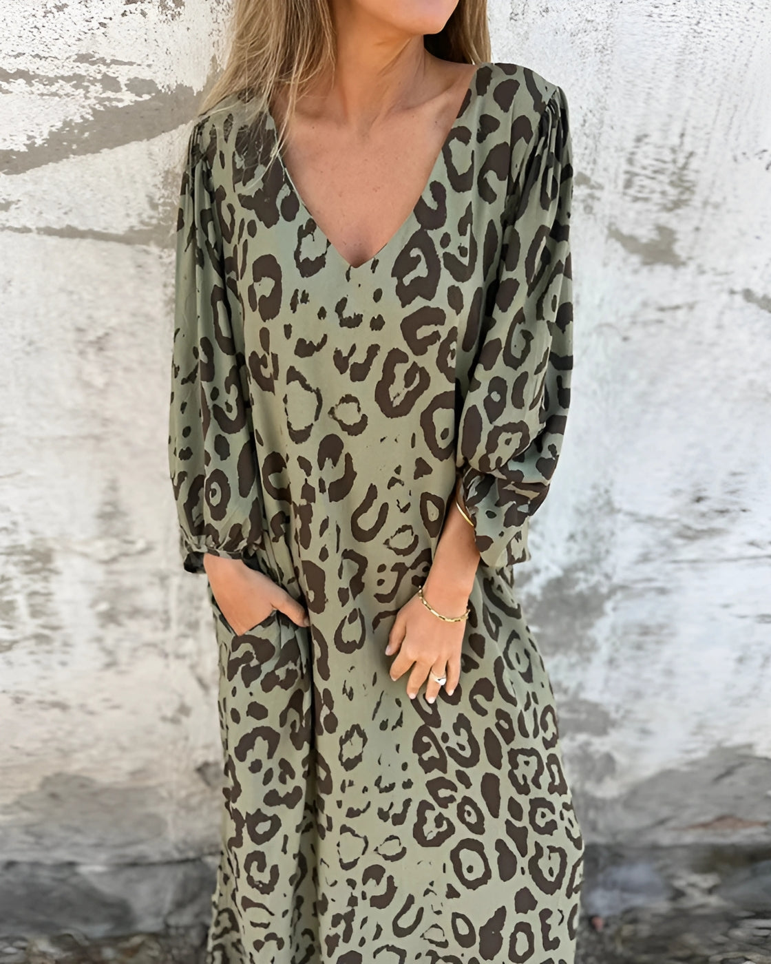 Vestido Pérola - Decote em V | Super Leve e Solto - Vintage (Primavera 2025)